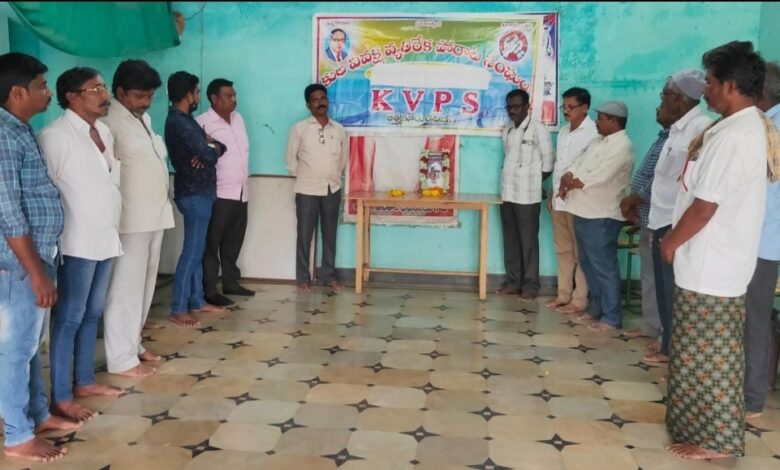 విద్యార్థి దశలోనే సామాజిక విద్యార్థి దశలోనే సామాజిక