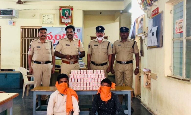 కర్ణాటక మద్యం పట్టివేత కర్ణాటక మద్యం పట్టివేత
