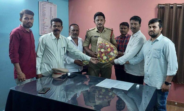నూతన ఎస్సైగా బాధ్యతలు స్వీకరించిన వెంకటనారాయణ రెడ్డి నూతన ఎస్సైగా బాధ్యతలు స్వీకరించిన వెంకటనారాయణ రెడ్డి